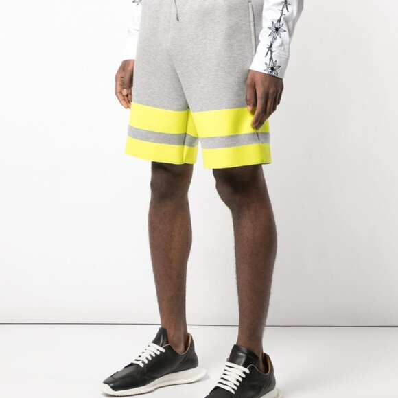 BNWT SS19 SACAI COLOR BLOCK SHORTS 2 - Picture 1 of 15